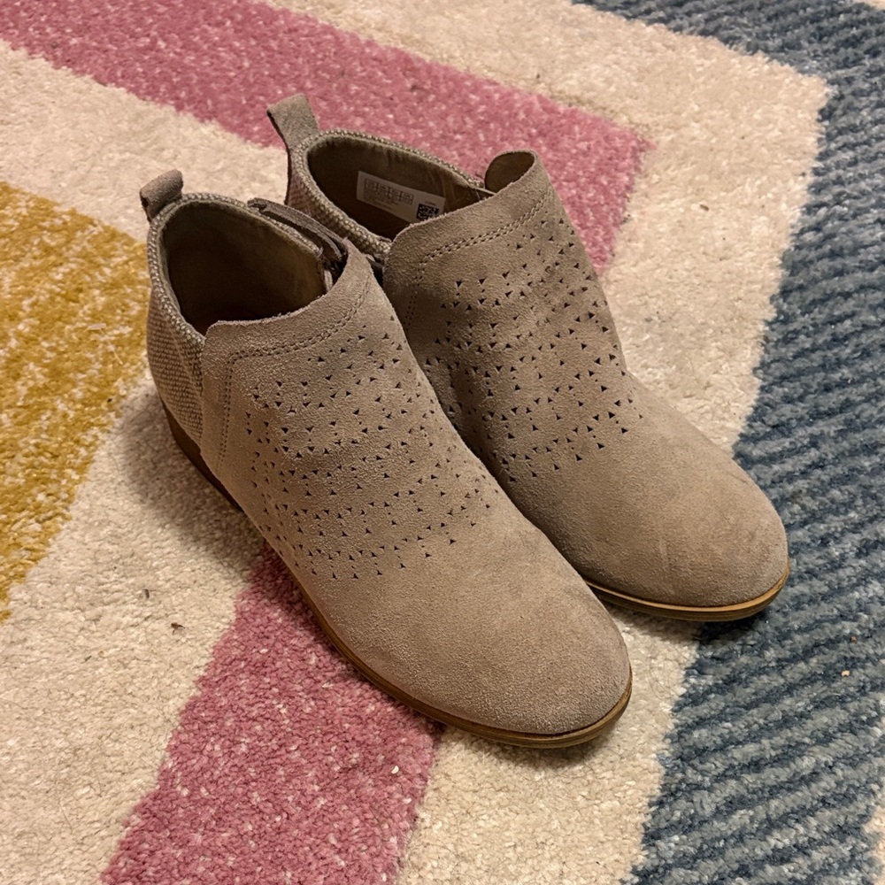 Toms Tan Rylie Suede Ankle Boots
